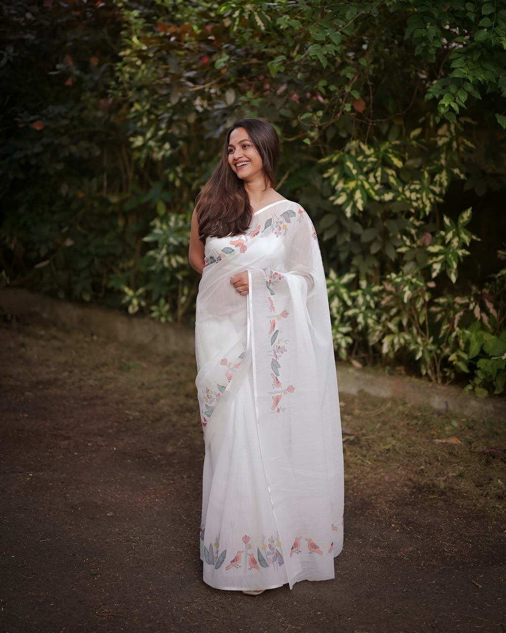 White Premium Cotton Linen Saree