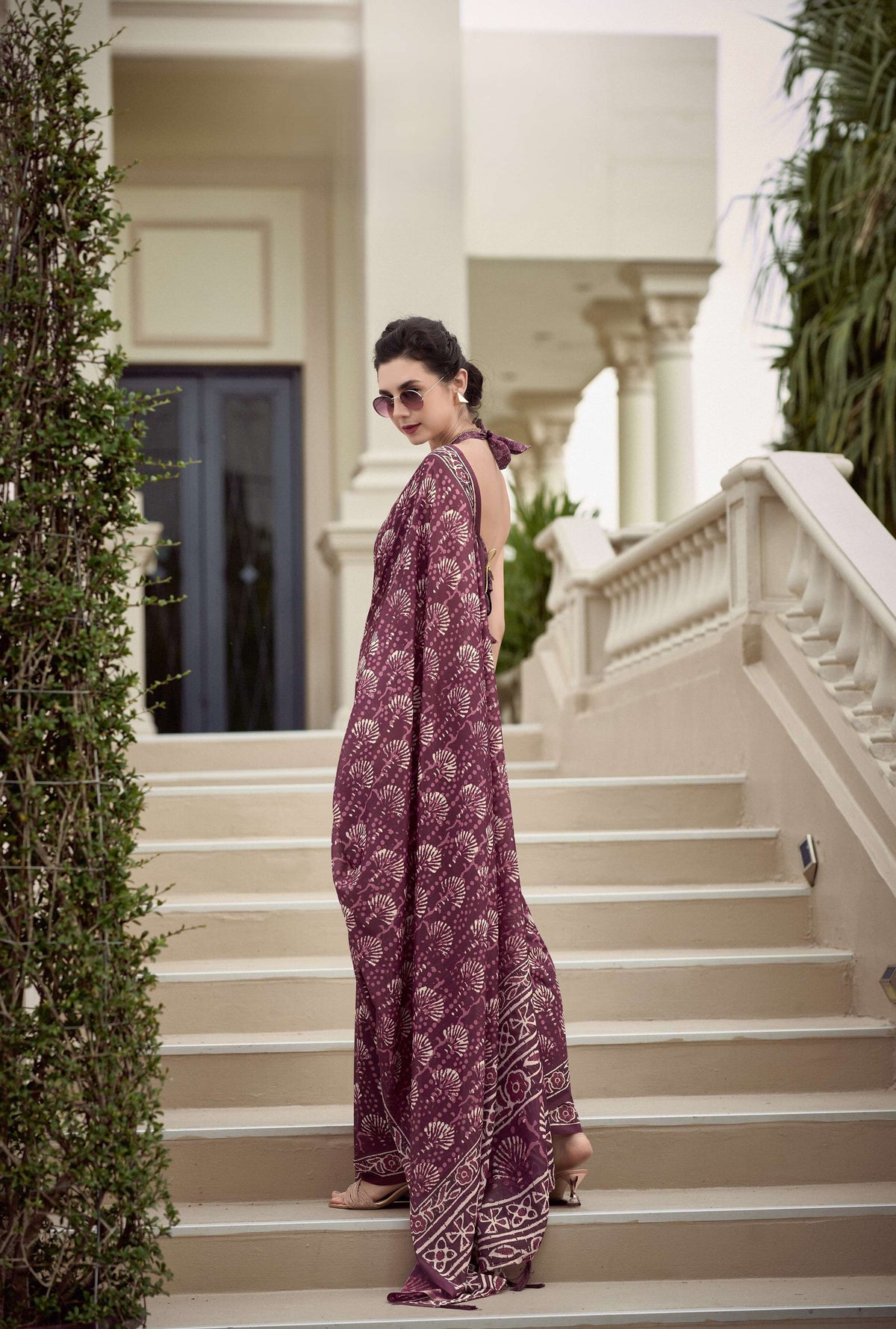 Dusky Rose Mul Silk Saree with Ivory Floral Motifs & Ornate Printed Border
