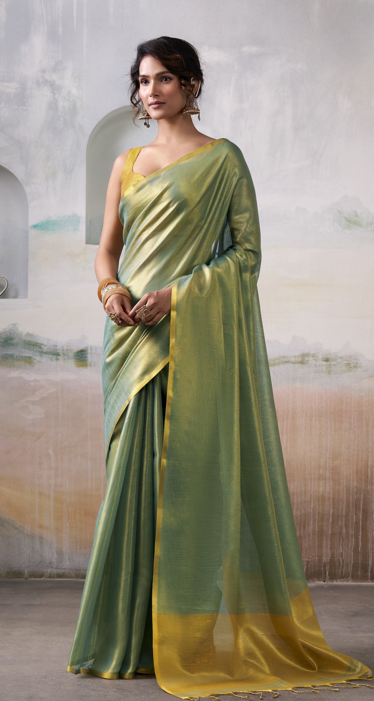 Emerald Green Pure Handloom Tissue Saree with Antique Gold Border